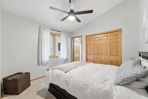 13229 6th Avenue S Zimmerman MN 55398