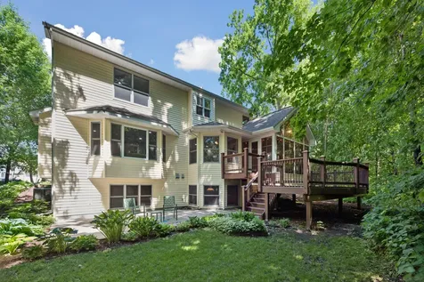 8469 Woodland Curve Saint Bonifacius MN 55375