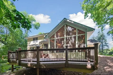 8469 Woodland Curve Saint Bonifacius MN 55375