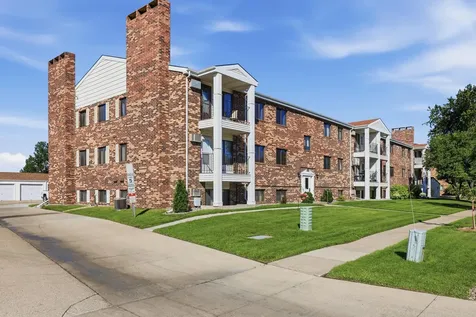 341 Prairiewood Circle S Fargo ND 58103