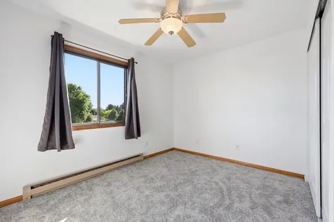 341 Prairiewood Circle S Fargo ND 58103