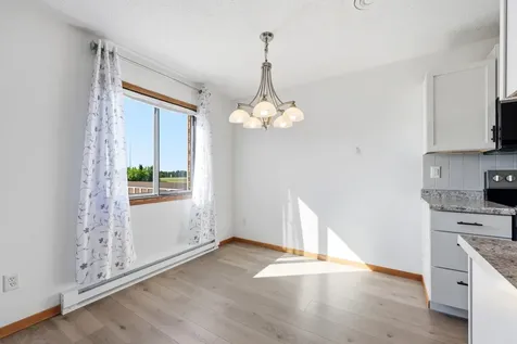 341 Prairiewood Circle S Fargo ND 58103
