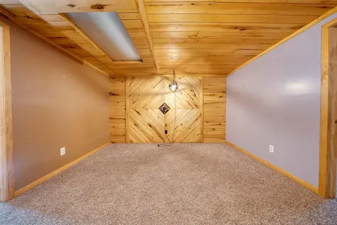 207 NE 7th Street Grand Rapids MN 55744