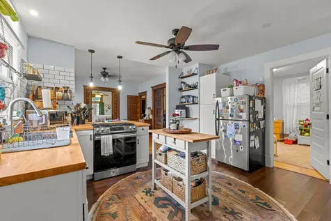 1503 Washington Street NE Minneapolis MN 55413