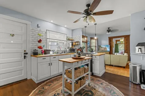1503 Washington Street NE Minneapolis MN 55413