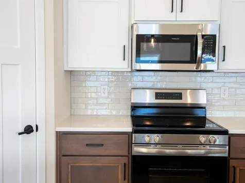 4866 Decorah Way S Fargo ND 58104