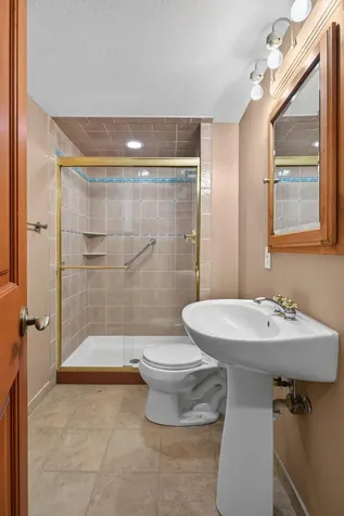 8432 W 100th Street Bloomington MN 55438