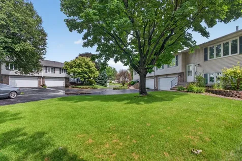 8432 W 100th Street Bloomington MN 55438