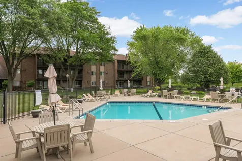 3440 Golfview Drive Eagan MN 55123