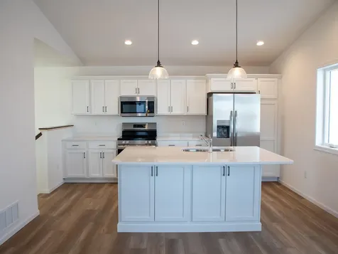 300 Lionheart Drive S Horace ND 58047