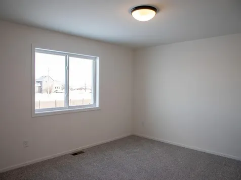 300 Lionheart Drive S Horace ND 58047