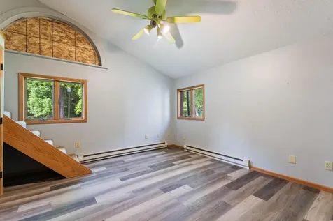 15 Vermillion Street Carlton MN 55718