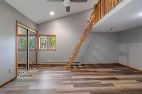 15 Vermillion Street Carlton MN 55718