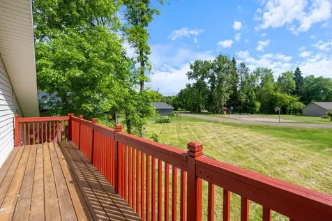 15 Vermillion Street Carlton MN 55718