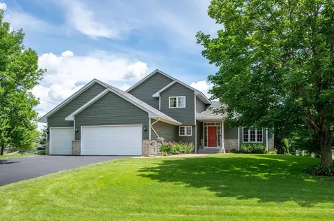13522 Oakwood Drive Rogers MN 55374