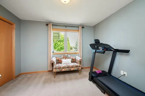 13522 Oakwood Drive Rogers MN 55374