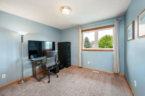 13522 Oakwood Drive Rogers MN 55374