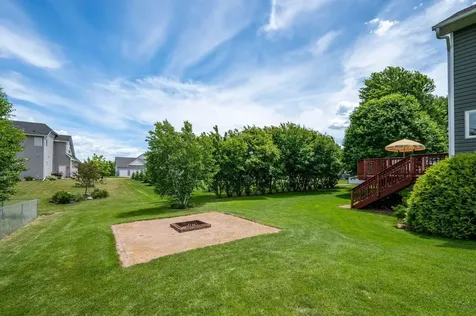 13522 Oakwood Drive Rogers MN 55374