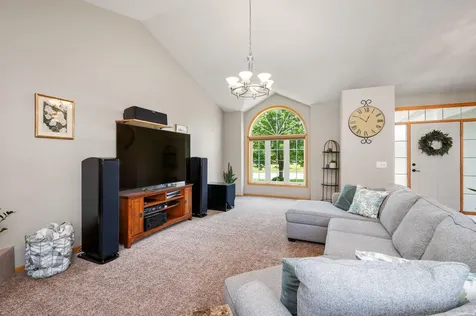 13522 Oakwood Drive Rogers MN 55374