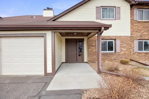 1049 Greenhaven Drive Vadnais Heights MN 55127