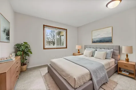 1049 Greenhaven Drive Vadnais Heights MN 55127
