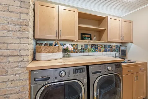 3212 Irving Avenue S Minneapolis MN 55408