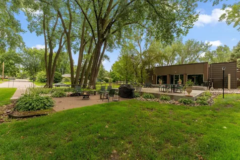 2800 Hamline Avenue N Roseville MN 55113