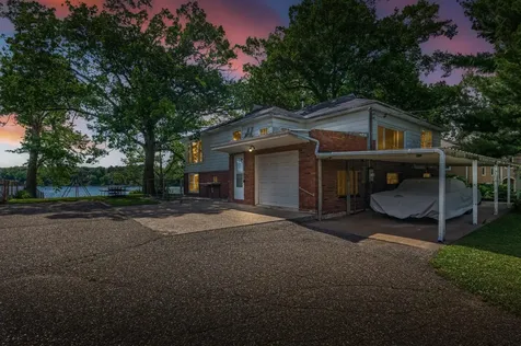 450 W Horseshoe Drive Shoreview MN 55126