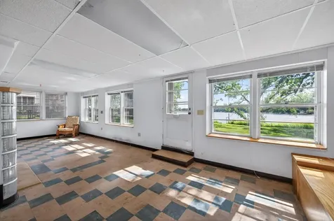 450 W Horseshoe Drive Shoreview MN 55126