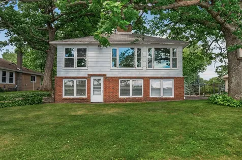 450 W Horseshoe Drive Shoreview MN 55126