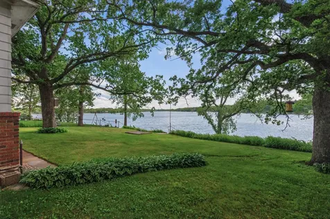 450 W Horseshoe Drive Shoreview MN 55126