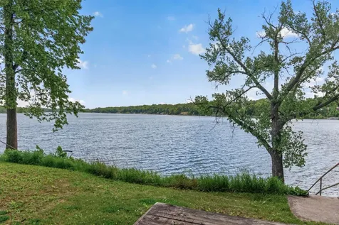450 W Horseshoe Drive Shoreview MN 55126