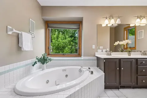 5020 Minneapolis Avenue Mound MN 55364
