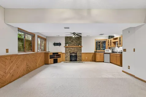 5020 Minneapolis Avenue Mound MN 55364