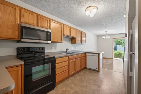 6213 Maclynn Avenue NE Albertville MN 55301