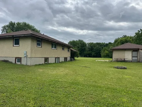 435 W Ottawa Street Le Center MN 56057