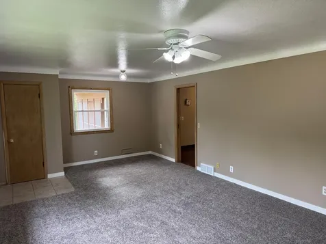 435 W Ottawa Street Le Center MN 56057