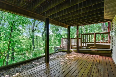 562 Deer Ridge Lane S Maplewood MN 55119