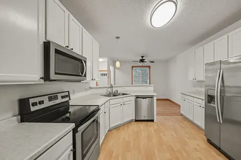 292 Tamarack Trail Farmington MN 55024