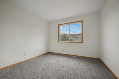 292 Tamarack Trail Farmington MN 55024