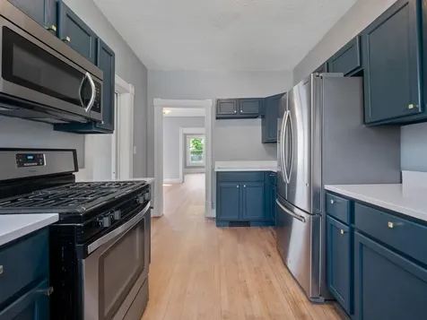 937 Thomas Avenue Saint Paul MN 55104