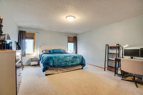 4711 Harvest Drive S Fargo ND 58104