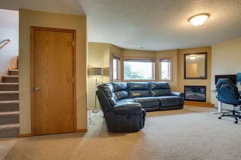 4711 Harvest Drive S Fargo ND 58104