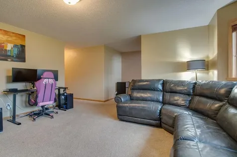 4711 Harvest Drive S Fargo ND 58104