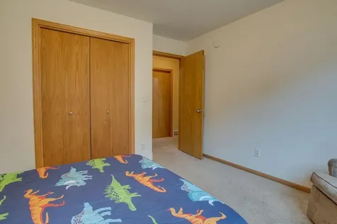 4711 Harvest Drive S Fargo ND 58104