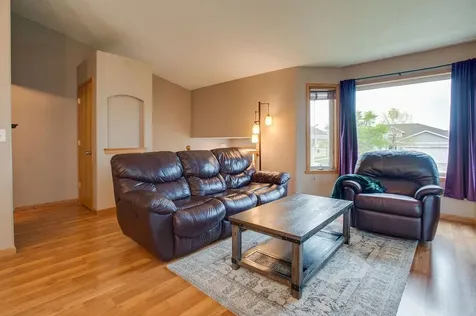 4711 Harvest Drive S Fargo ND 58104