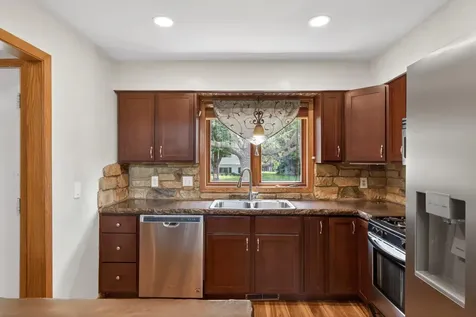 15264 92nd Place N Maple Grove MN 55369
