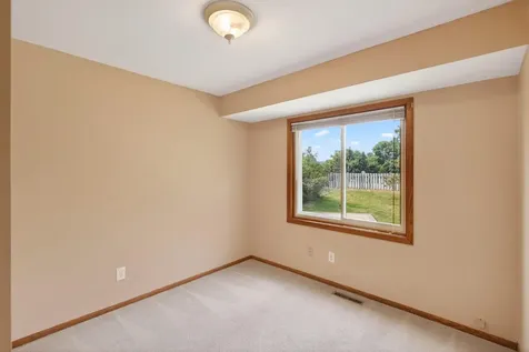 15264 92nd Place N Maple Grove MN 55369
