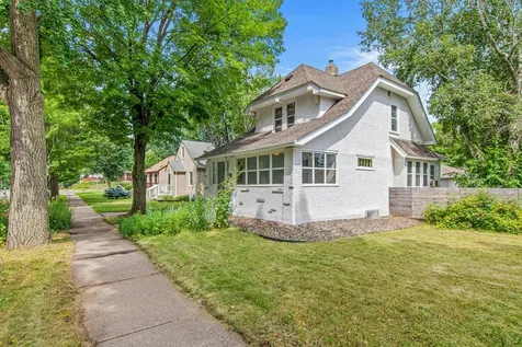 1221 4th Street E Saint Paul MN 55106