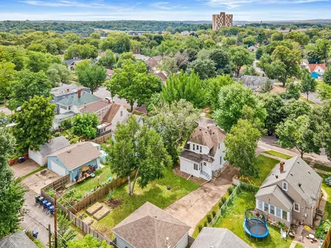 1221 4th Street E Saint Paul MN 55106